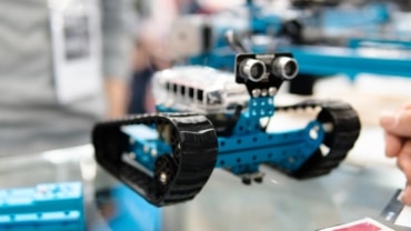 Robot helping autistic kid in Las Vegas